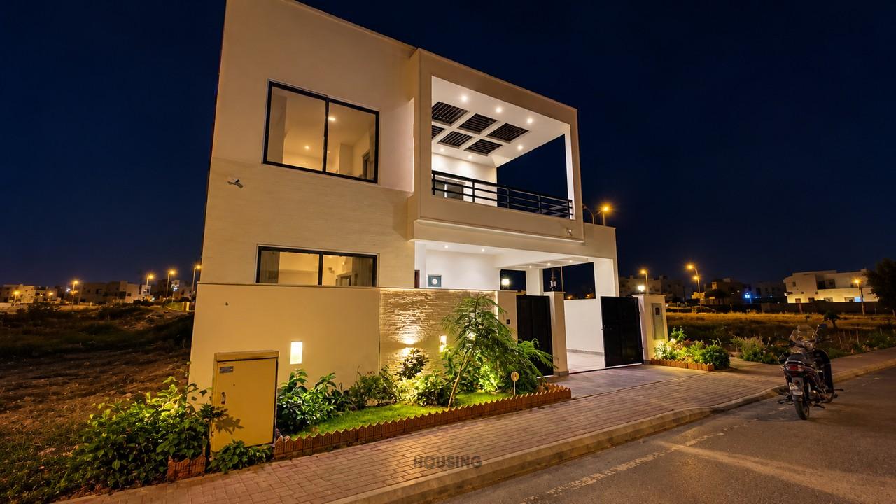 Precinct 16 - 272 Sqy Villa for Sale in Bahria Town Karachi